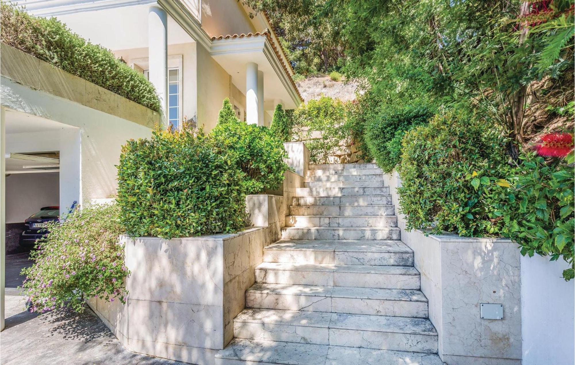 Nice Home In Cabrils With House A Mountain View Bagian luar foto
